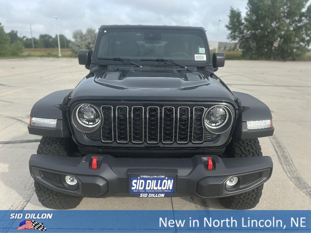 new 2025 Jeep Wrangler car, priced at $52,005