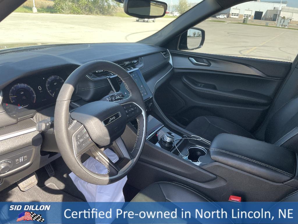 used 2025 Jeep Grand Cherokee L car, priced at $38,694