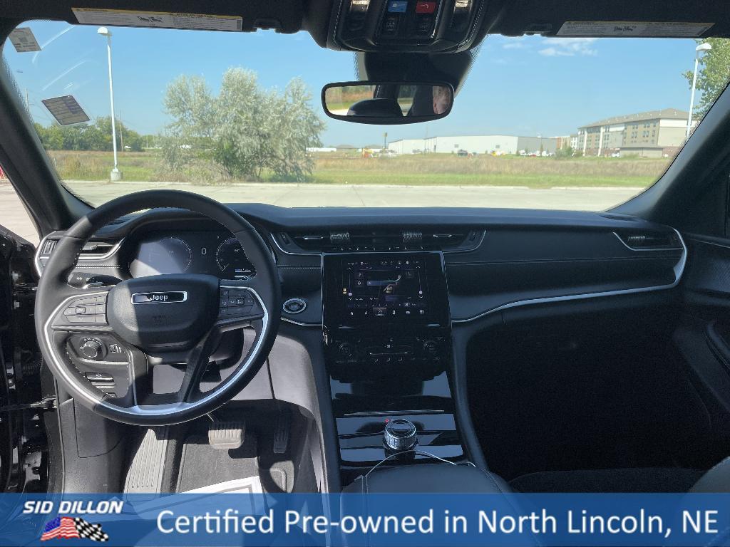 used 2025 Jeep Grand Cherokee L car, priced at $38,694