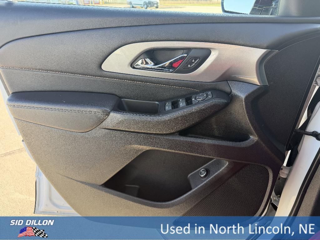 used 2019 Chevrolet Traverse car, priced at $19,592