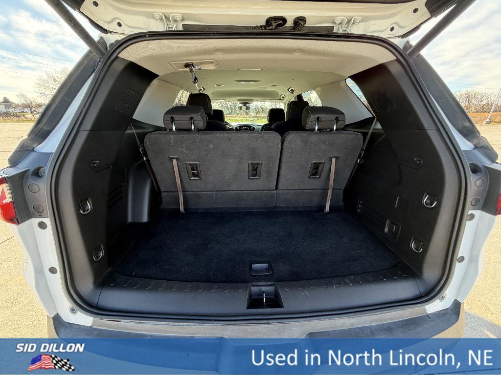 used 2019 Chevrolet Traverse car, priced at $19,592