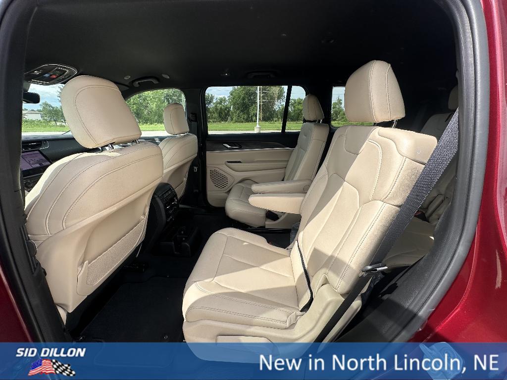 new 2025 Jeep Grand Cherokee L car, priced at $46,297