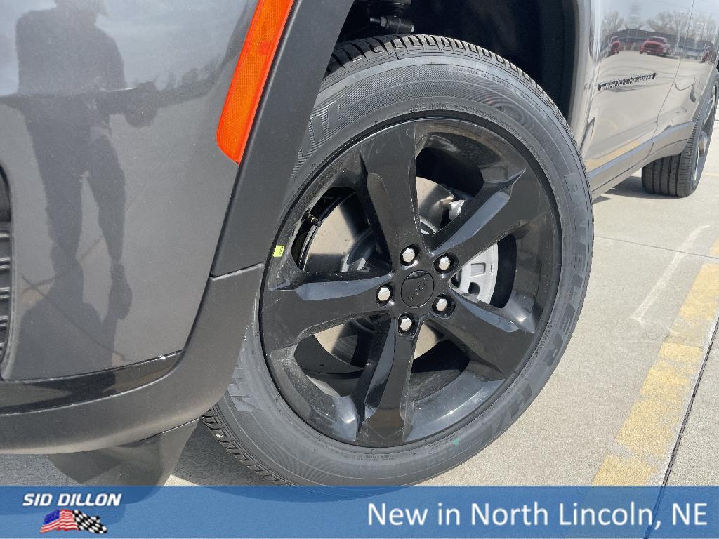 new 2025 Jeep Grand Cherokee L car, priced at $44,875