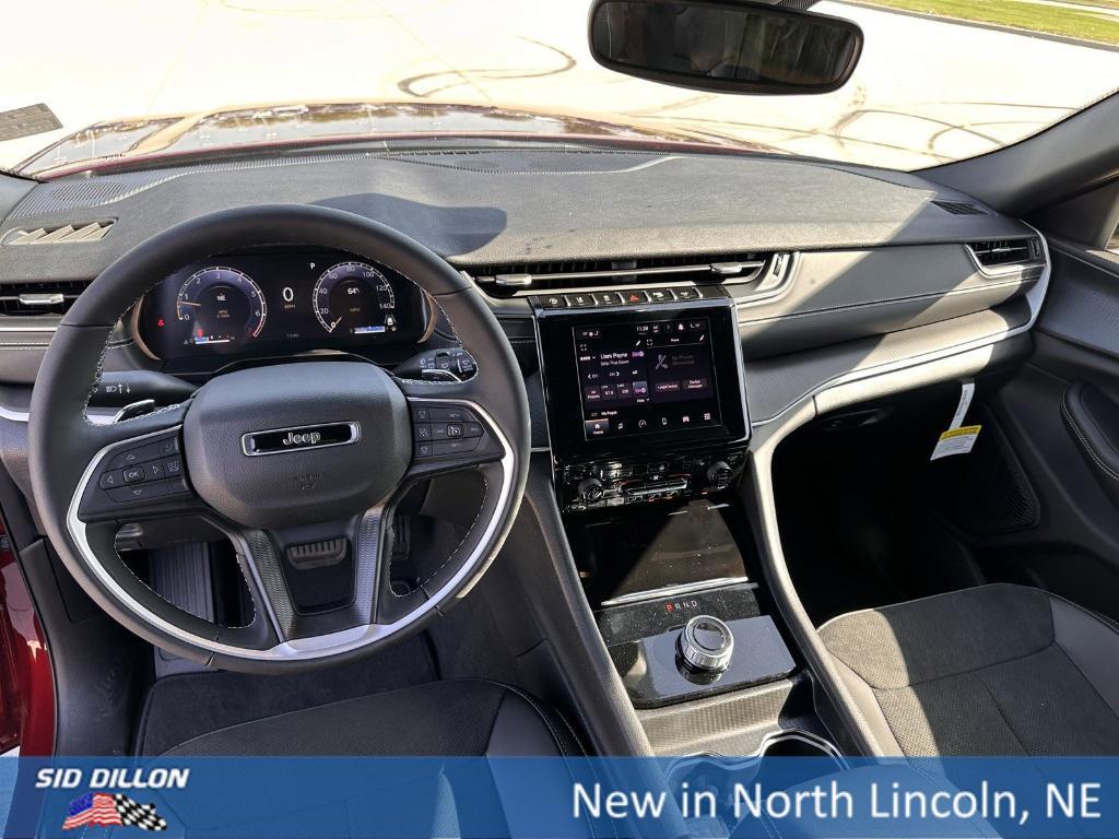 new 2025 Jeep Grand Cherokee L car, priced at $45,175