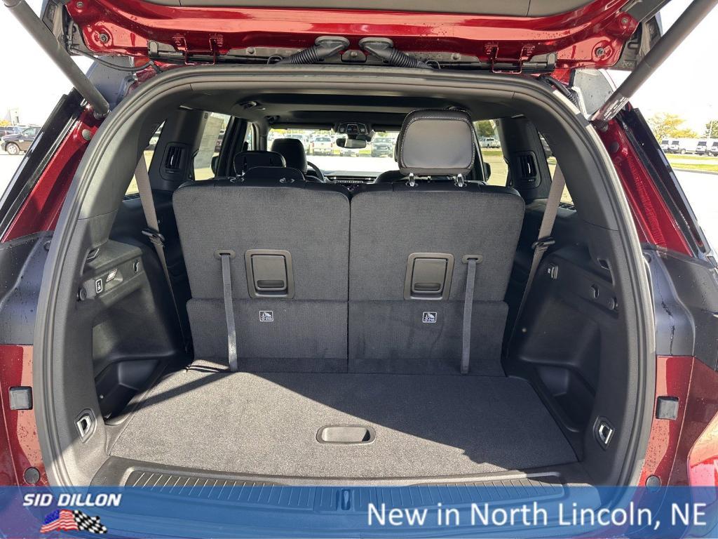 new 2025 Jeep Grand Cherokee L car, priced at $45,175