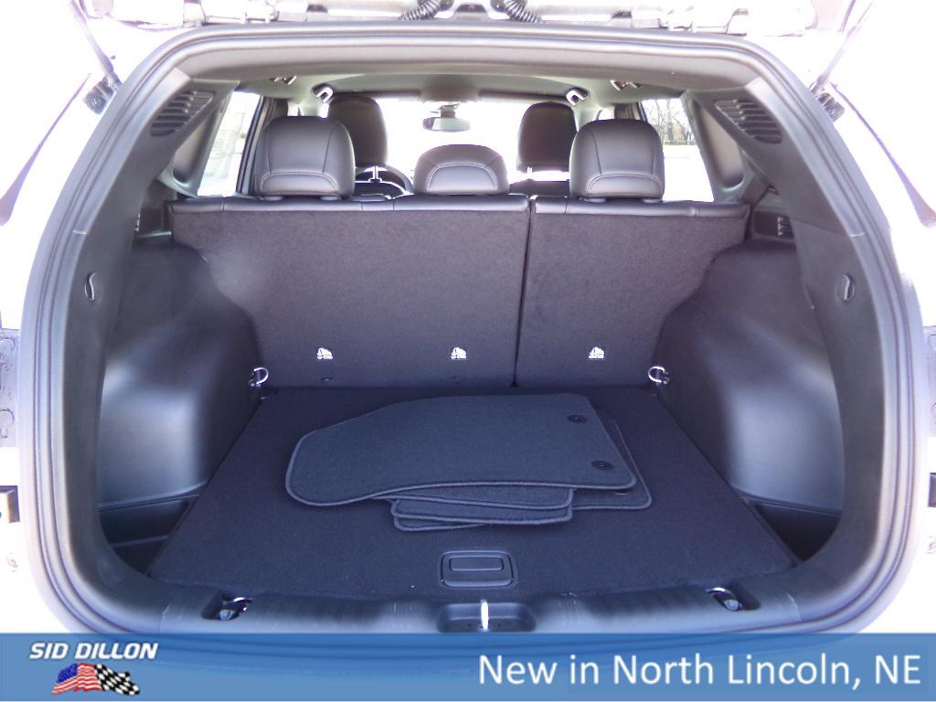 new 2025 Jeep Compass car, priced at $30,435