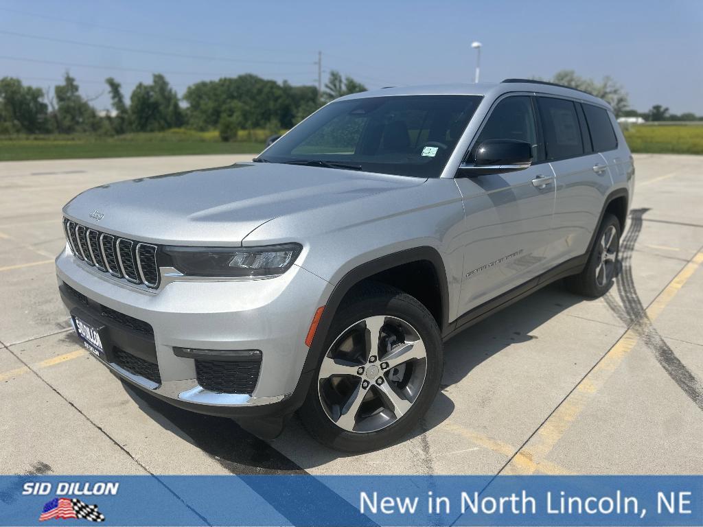 new 2025 Jeep Grand Cherokee L car, priced at $43,597