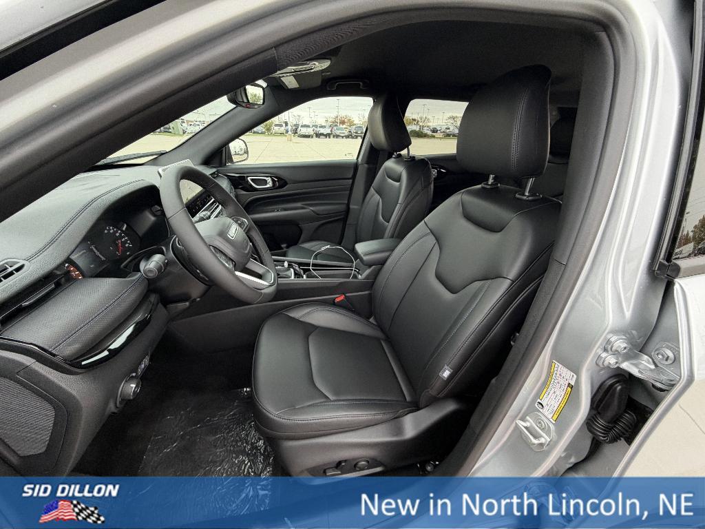 new 2026 Jeep Compass car, priced at $34,975