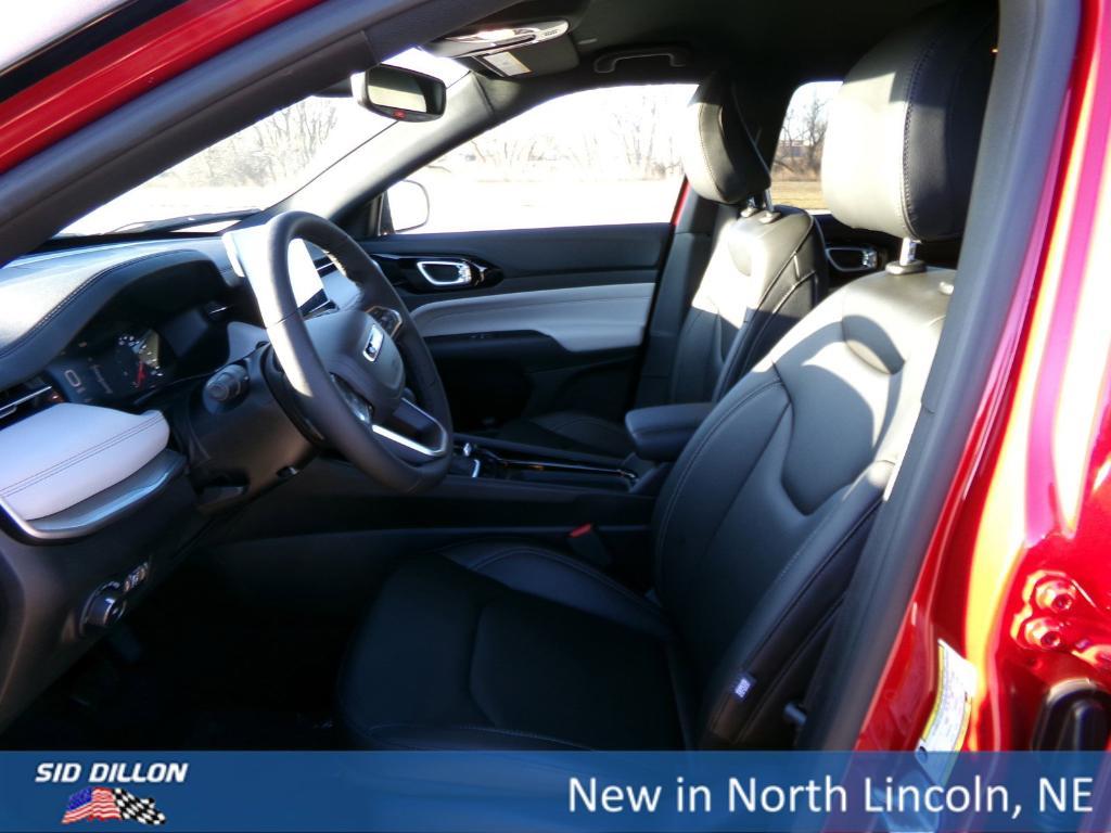 new 2025 Jeep Compass car, priced at $30,435