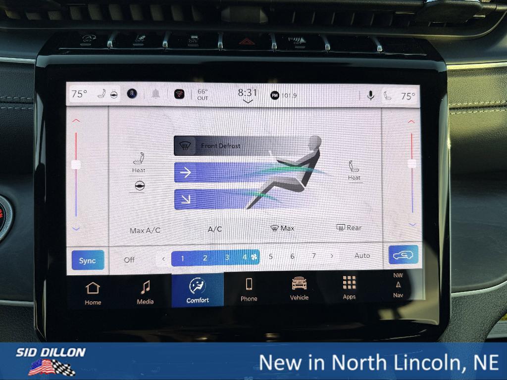 new 2025 Jeep Grand Cherokee car, priced at $42,245