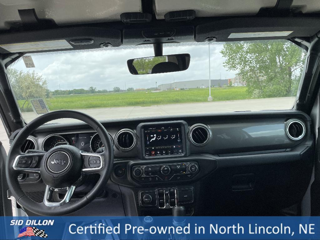used 2023 Jeep Gladiator car, priced at $32,592