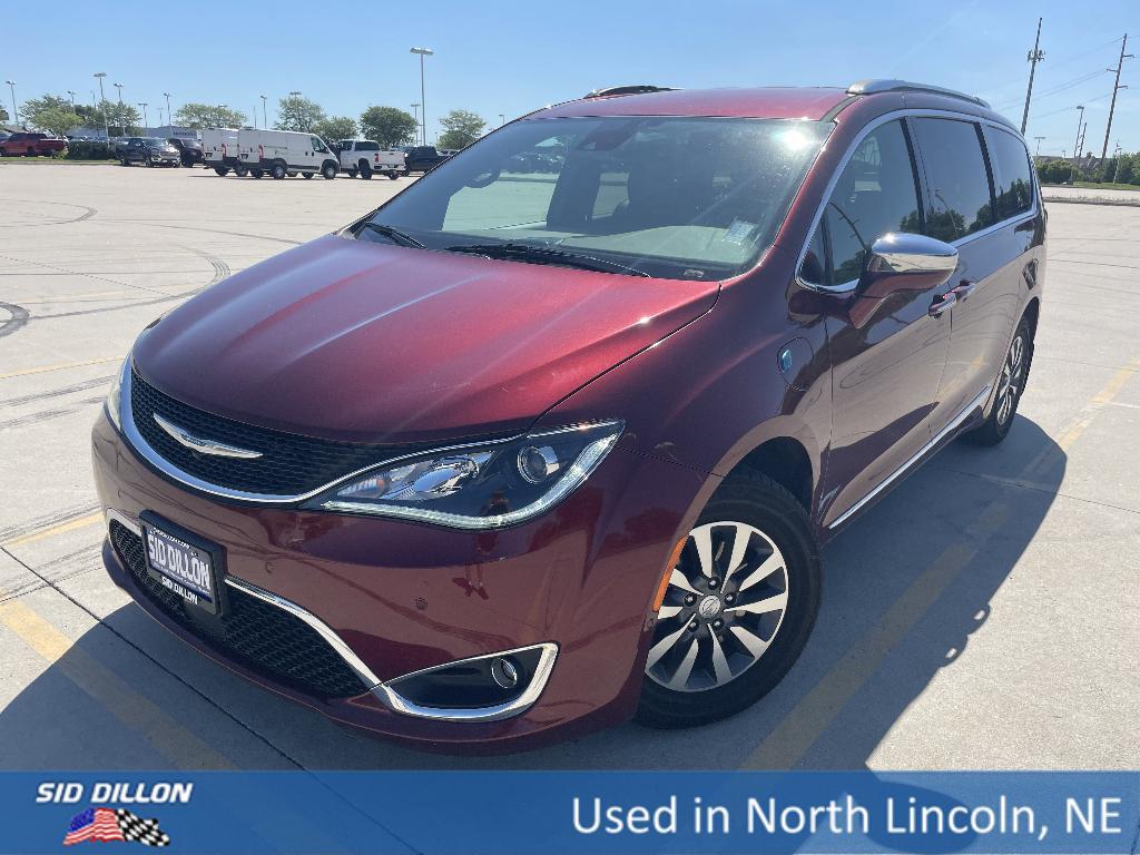 used 2020 Chrysler Pacifica Hybrid car, priced at $27,995