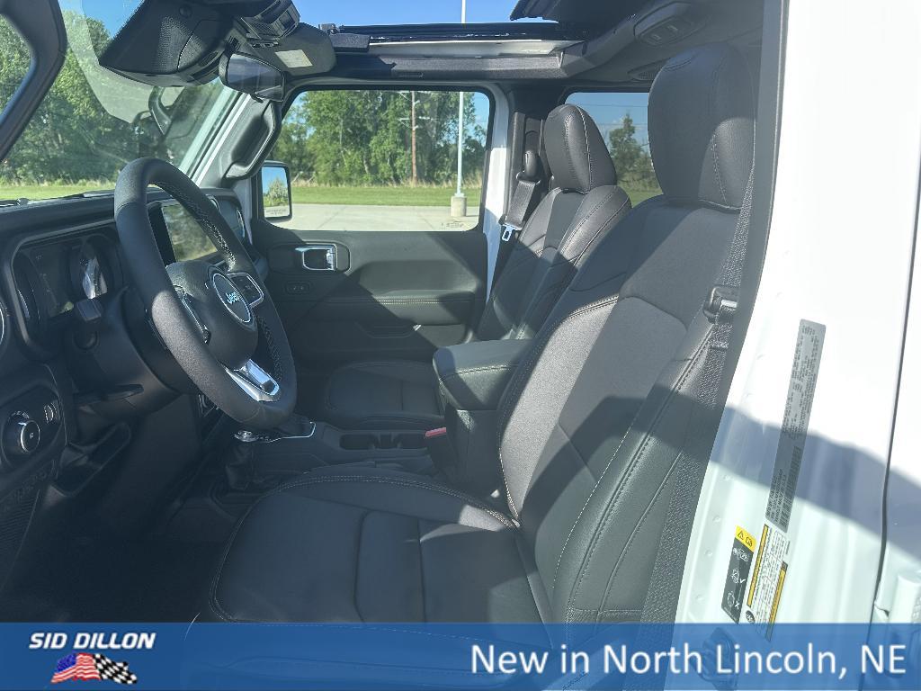 new 2025 Jeep Wrangler car, priced at $49,950
