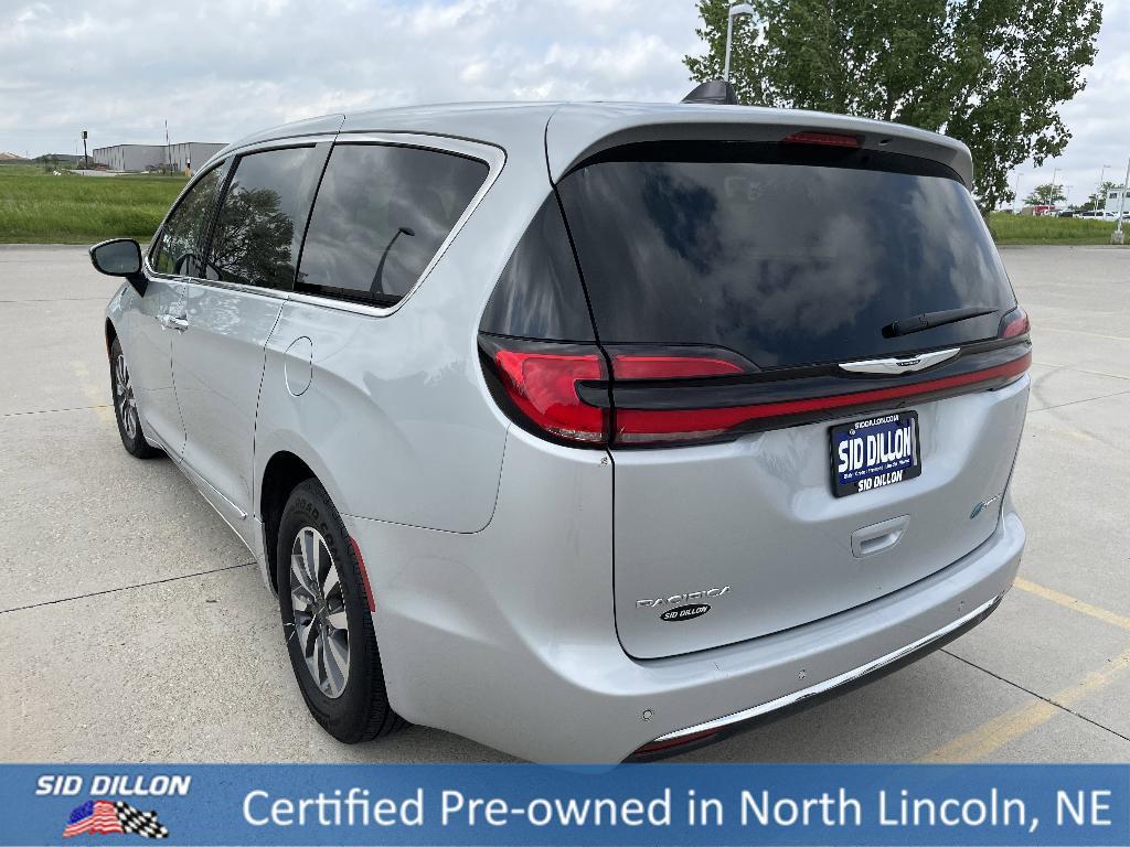 used 2023 Chrysler Pacifica Hybrid car, priced at $32,492
