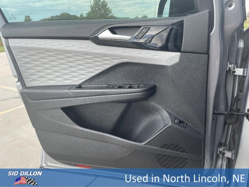 used 2022 Volkswagen Taos car, priced at $21,991