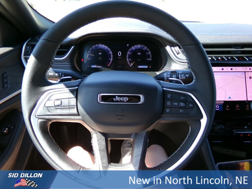 new 2025 Jeep Grand Cherokee L car, priced at $47,297