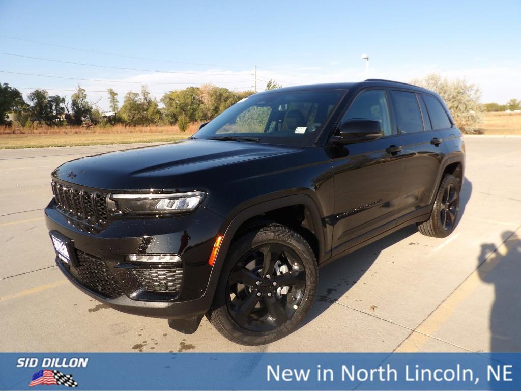 new 2025 Jeep Grand Cherokee car, priced at $50,960