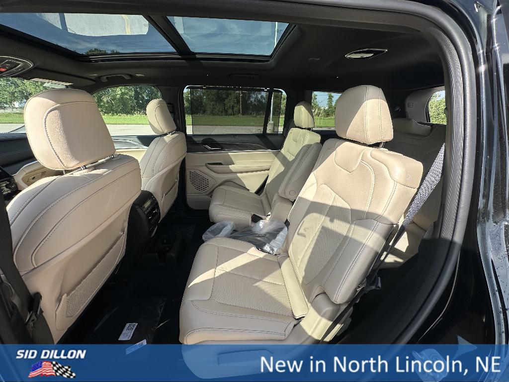 new 2025 Jeep Grand Cherokee L car, priced at $52,837