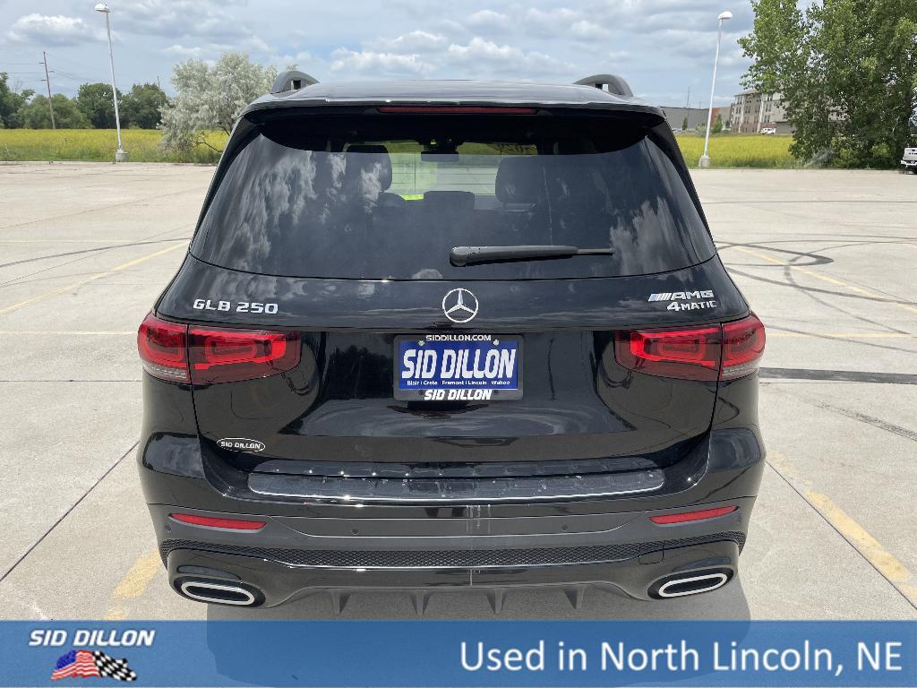 used 2020 Mercedes-Benz GLB 250 car, priced at $27,991
