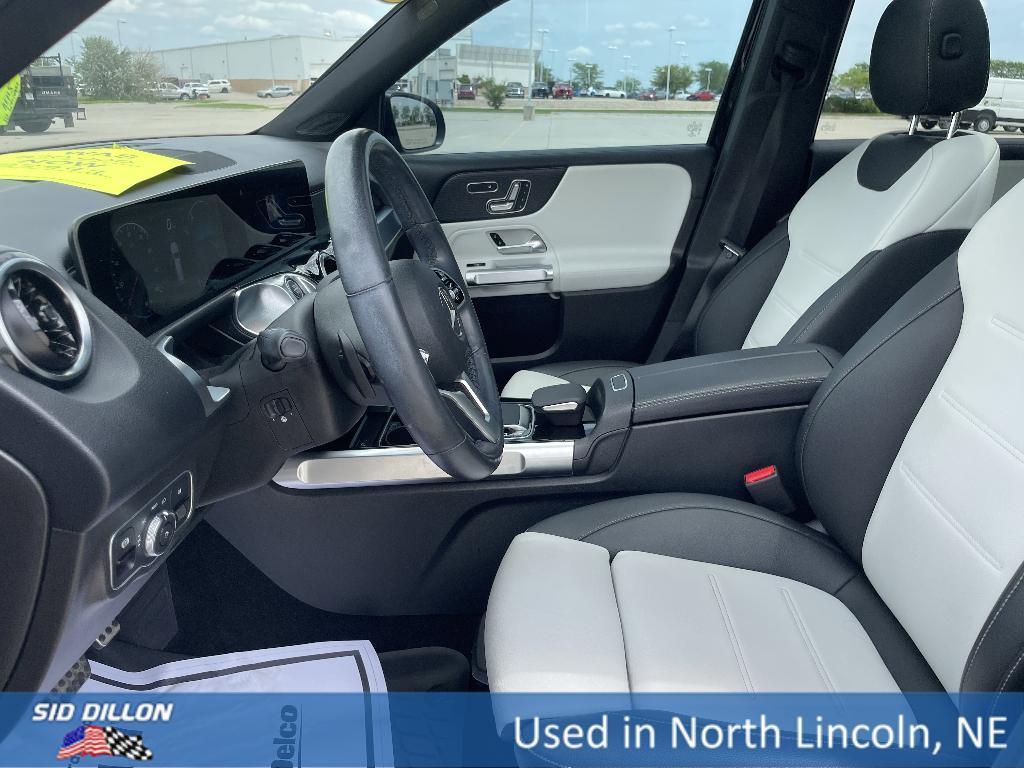 used 2020 Mercedes-Benz GLB 250 car, priced at $27,991