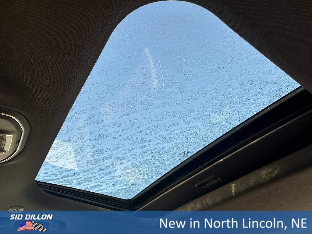 new 2025 Jeep Grand Cherokee car, priced at $41,625