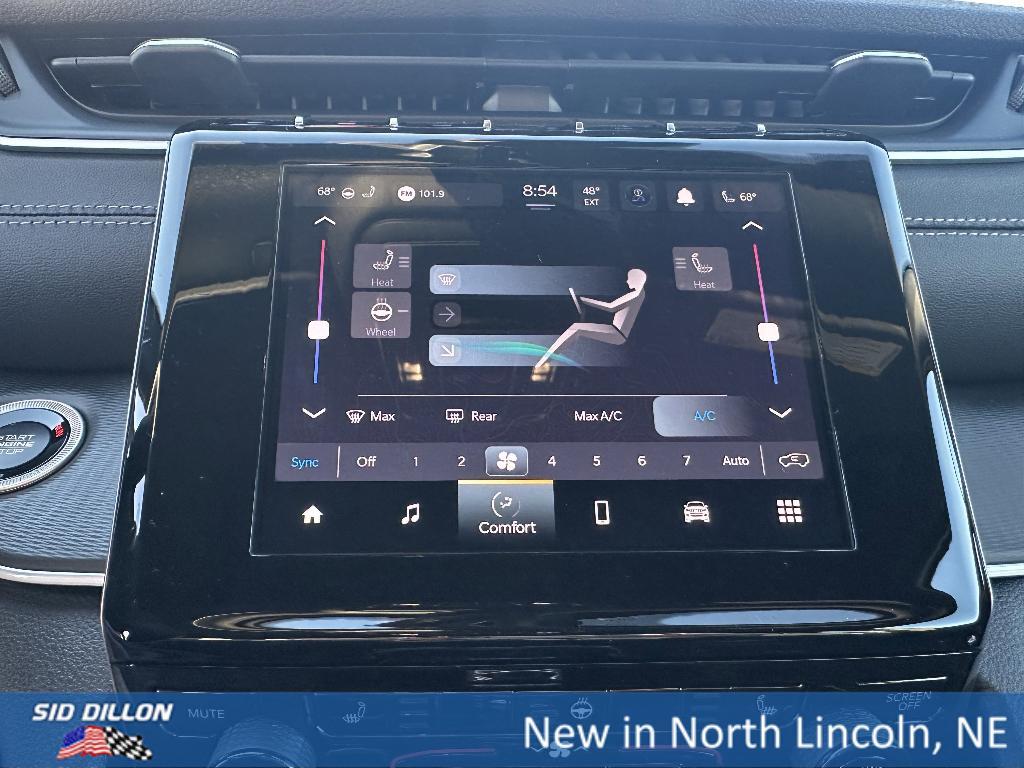 new 2025 Jeep Grand Cherokee car, priced at $41,625