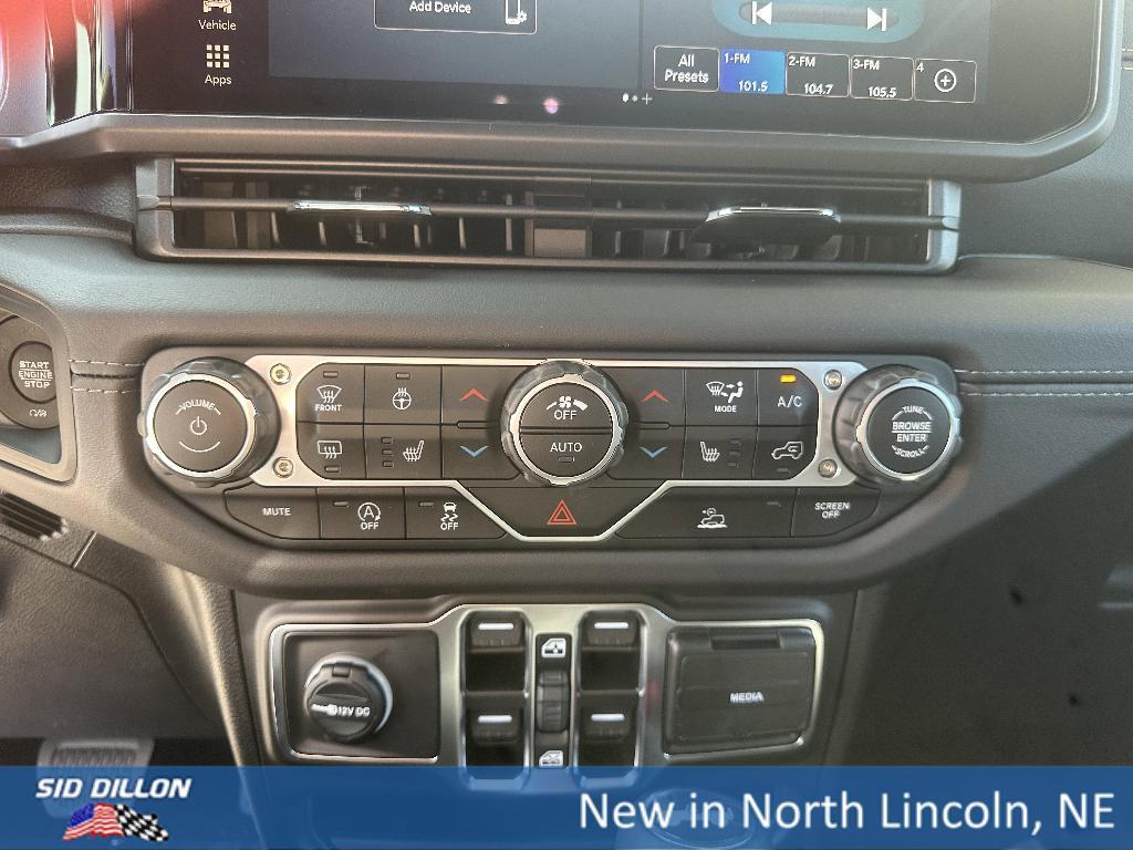 new 2025 Jeep Wrangler car, priced at $52,045
