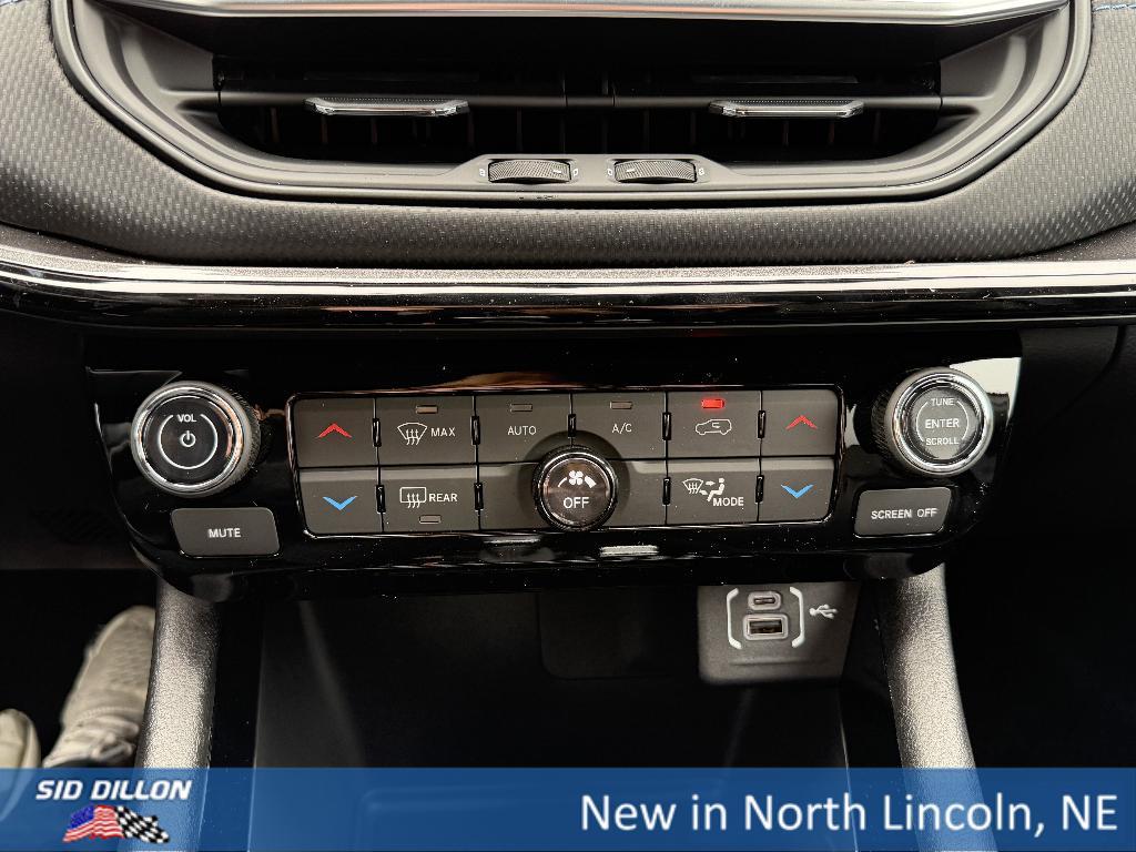 new 2026 Jeep Compass car, priced at $34,975