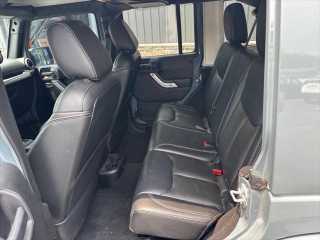 used 2015 Jeep Wrangler Unlimited car, priced at $17,999