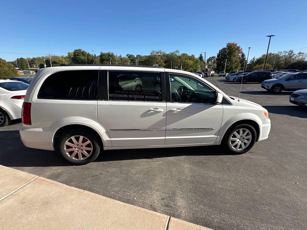 used 2014 Chrysler Town & Country car, priced at $7,888