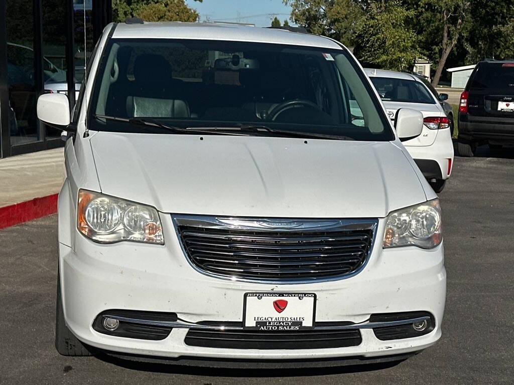 used 2014 Chrysler Town & Country car, priced at $7,888