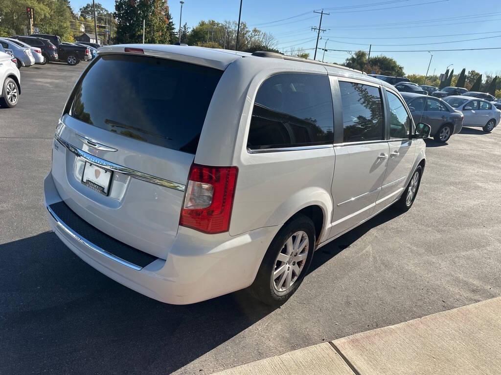 used 2014 Chrysler Town & Country car, priced at $7,888