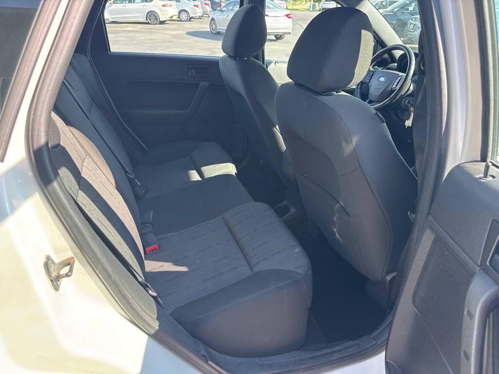 used 2009 Ford Focus car, priced at $4,888