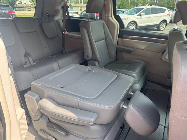 used 2012 Volkswagen Routan car, priced at $4,988