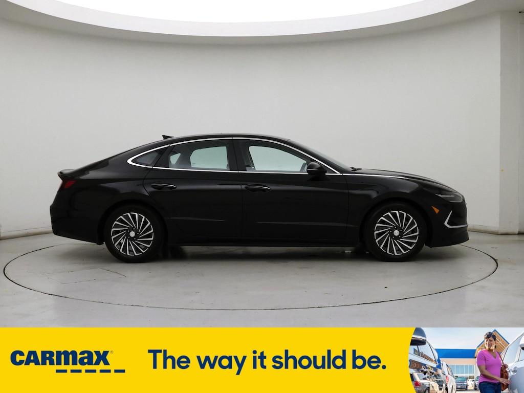 used 2022 Hyundai Sonata Hybrid car, priced at $27,998