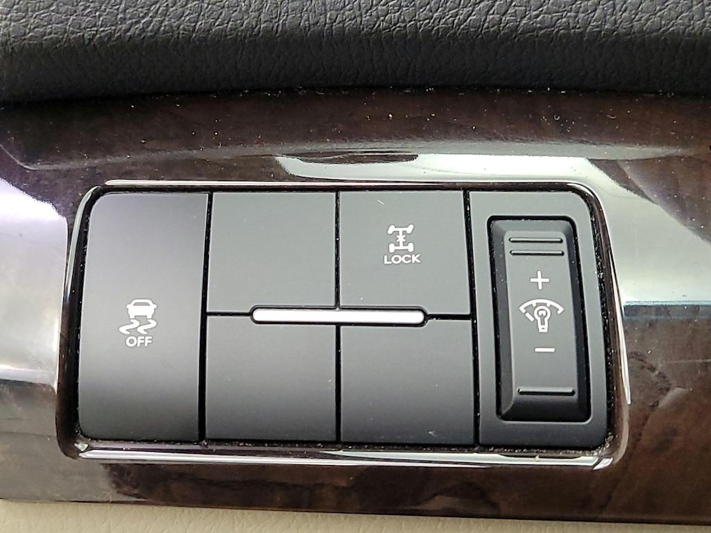 used 2014 Kia Sorento car, priced at $13,998