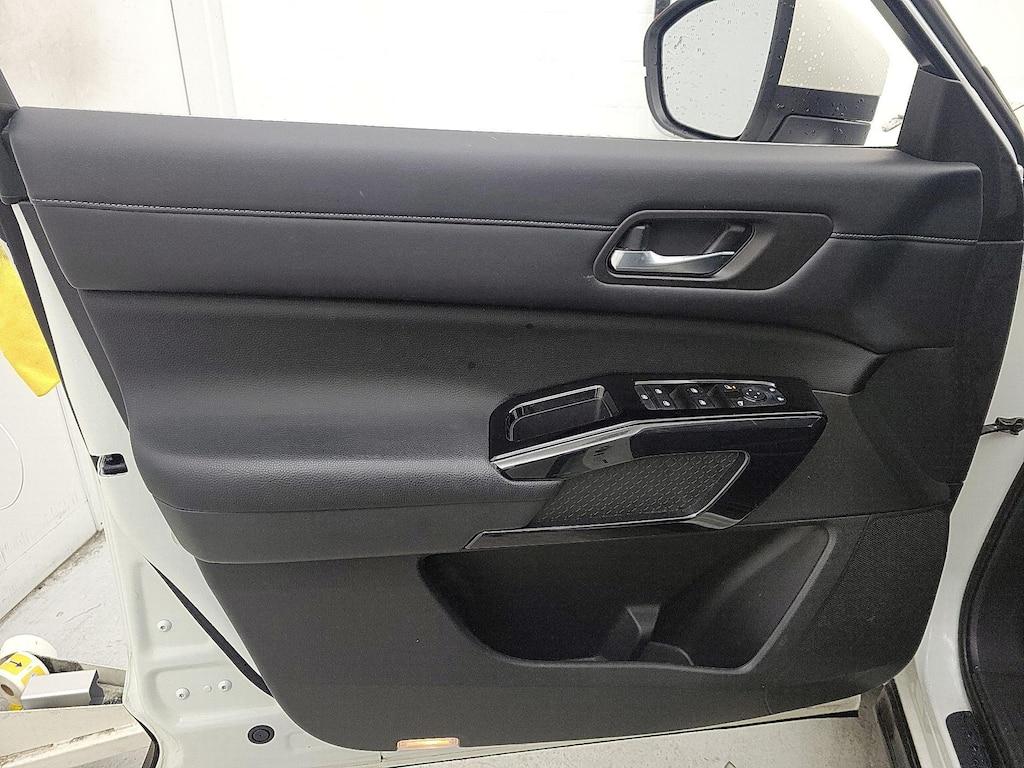 used 2022 Nissan Pathfinder car, priced at $29,998