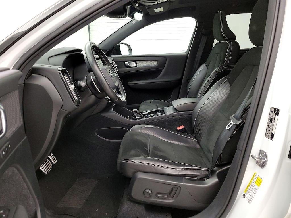 used 2020 Volvo XC40 car, priced at $30,998