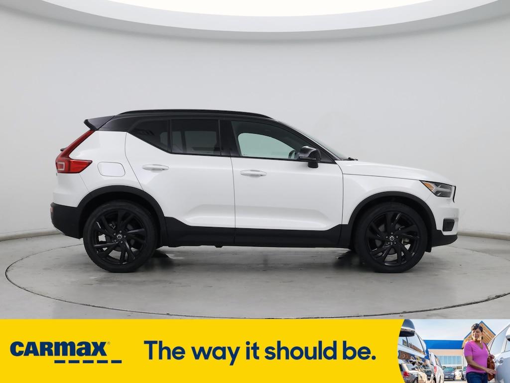 used 2020 Volvo XC40 car, priced at $30,998