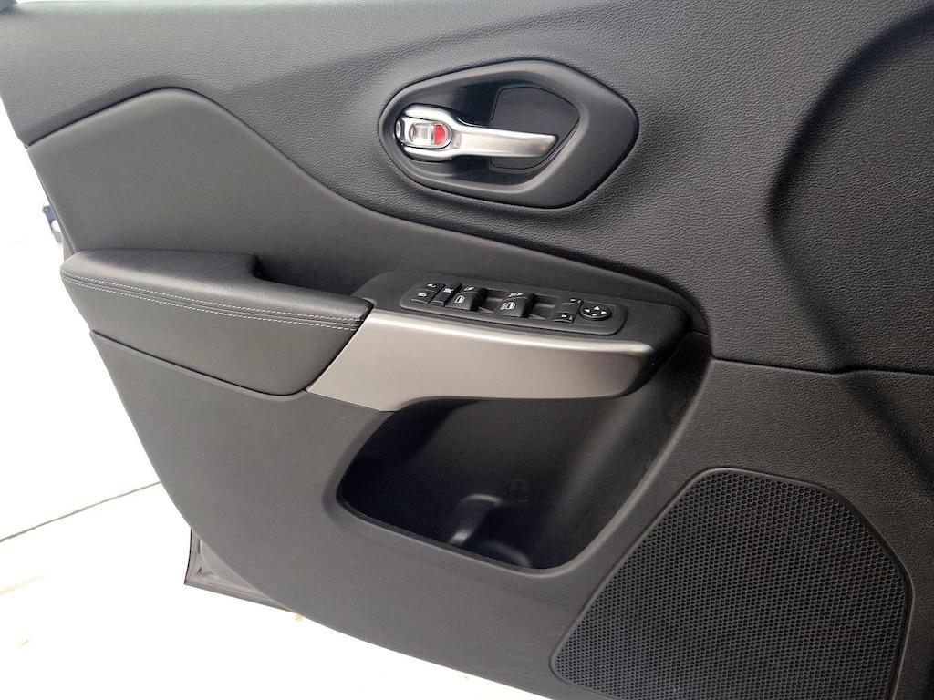 used 2021 Jeep Cherokee car, priced at $23,998