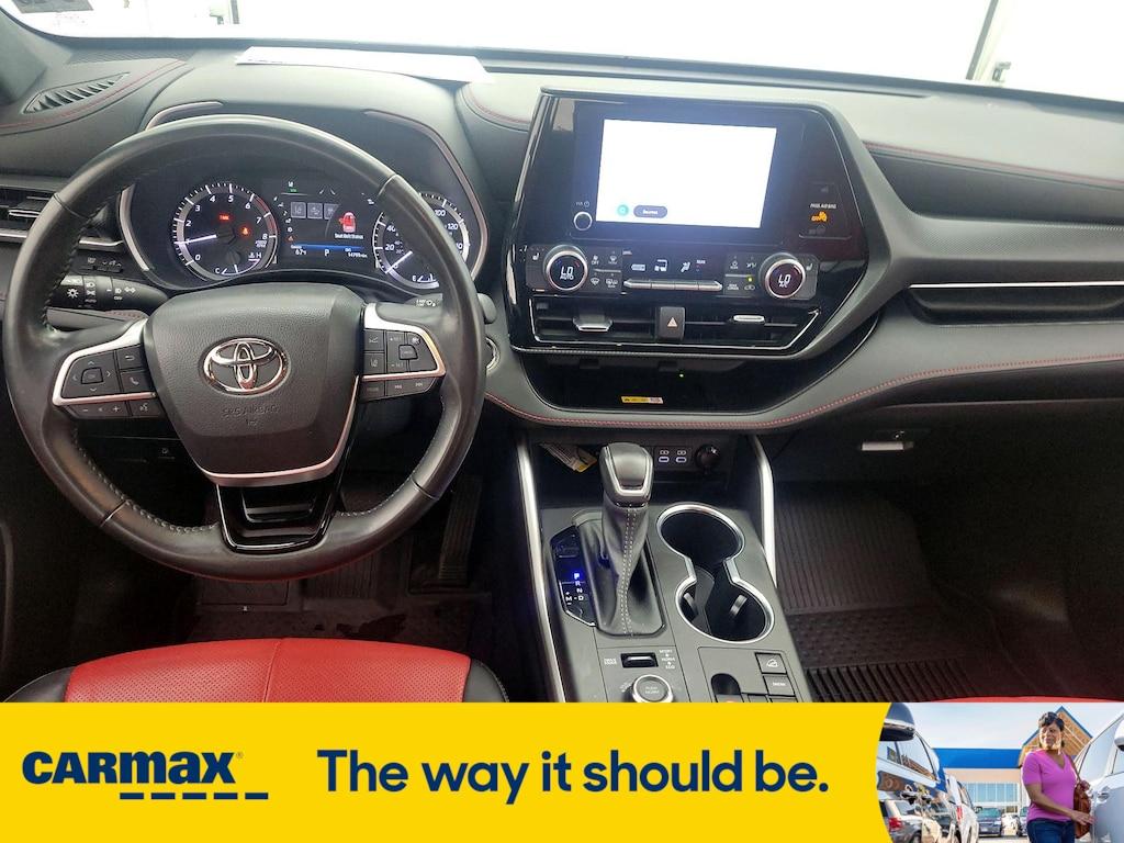 used 2023 Toyota Highlander car, priced at $44,998