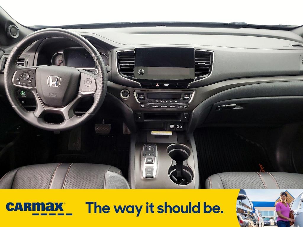 used 2022 Honda Pilot car, priced at $36,998