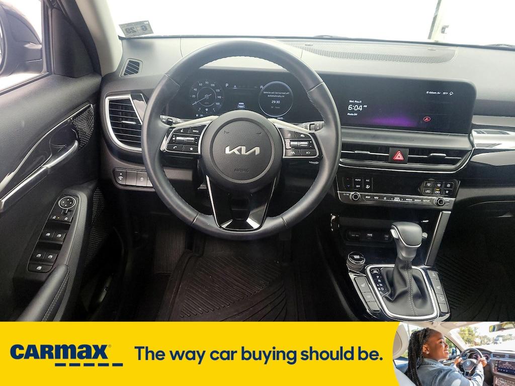 used 2024 Kia Seltos car, priced at $24,998