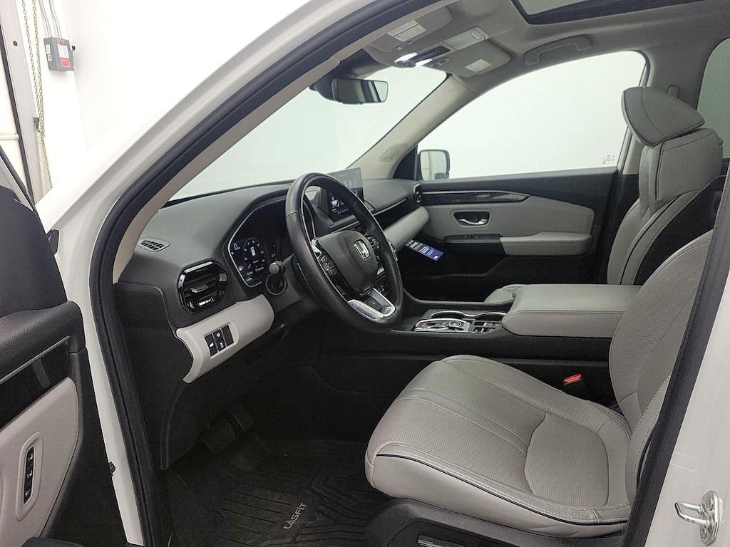 used 2023 Honda Pilot car, priced at $46,998