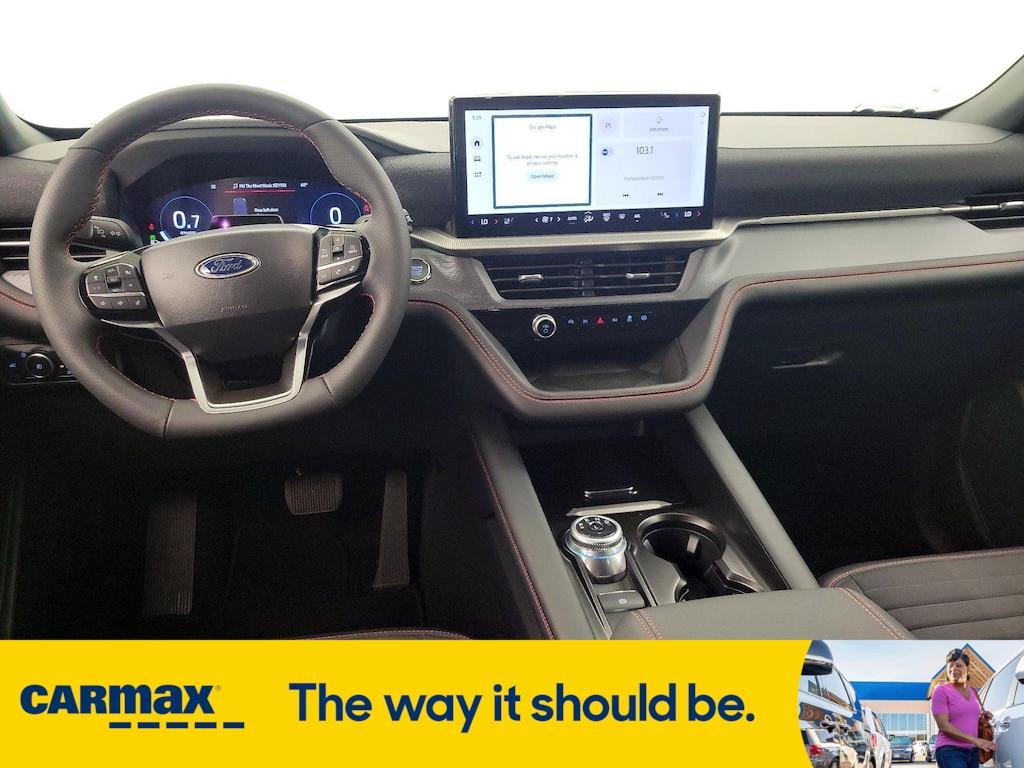 used 2025 Ford Explorer car, priced at $49,998