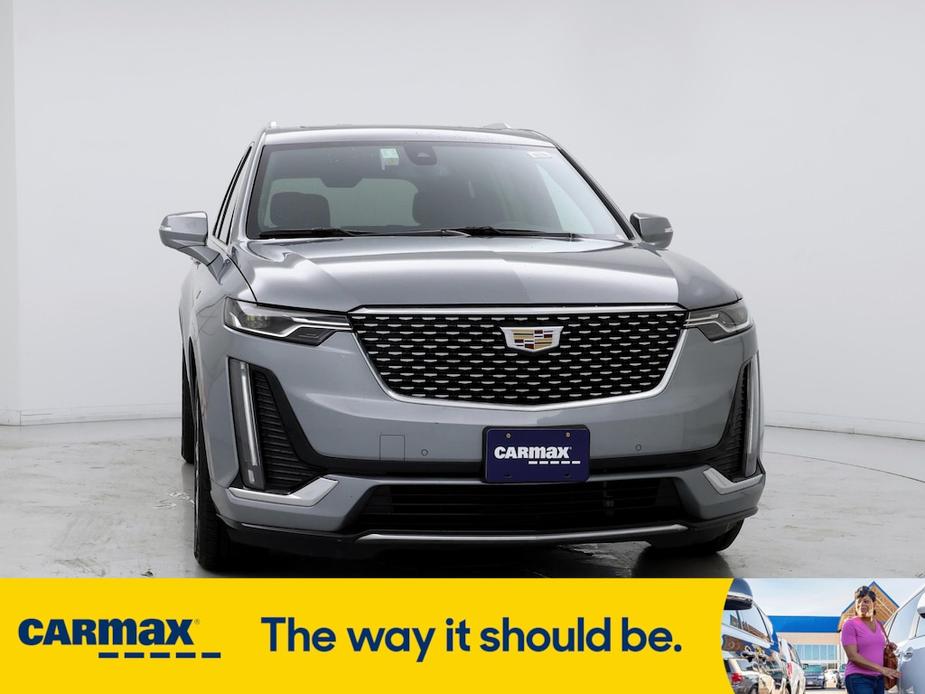 used 2023 Cadillac XT6 car, priced at $35,998