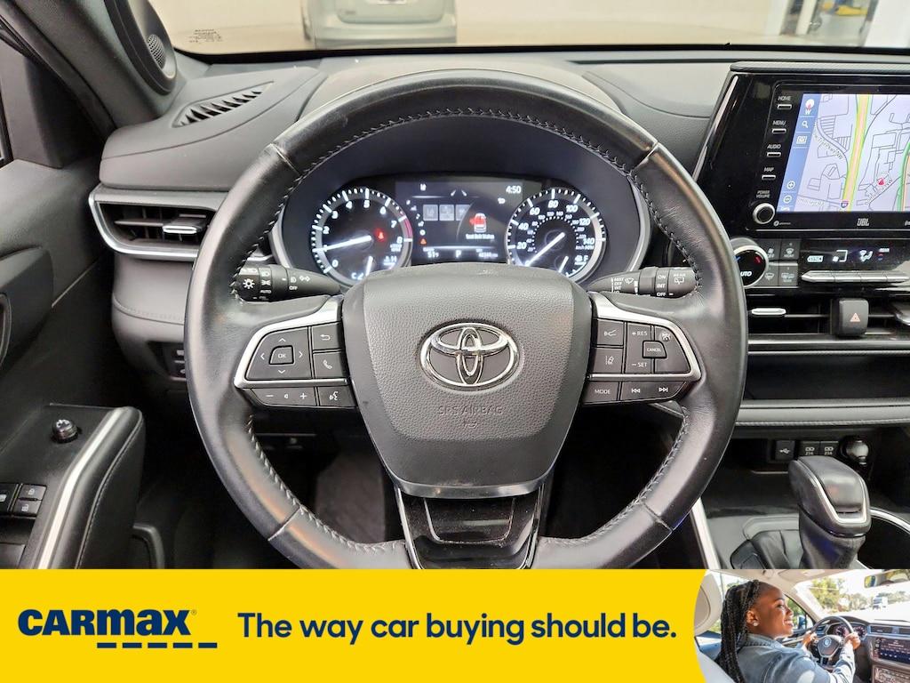used 2021 Toyota Highlander car, priced at $37,998