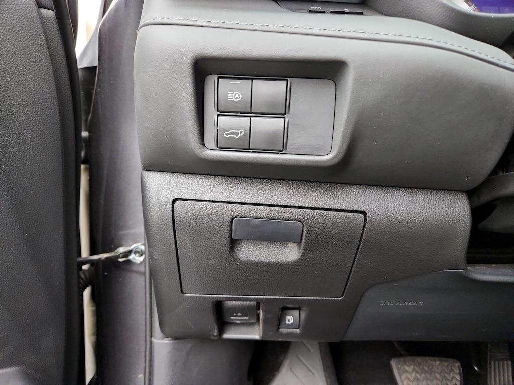 used 2021 Toyota Highlander car, priced at $37,998