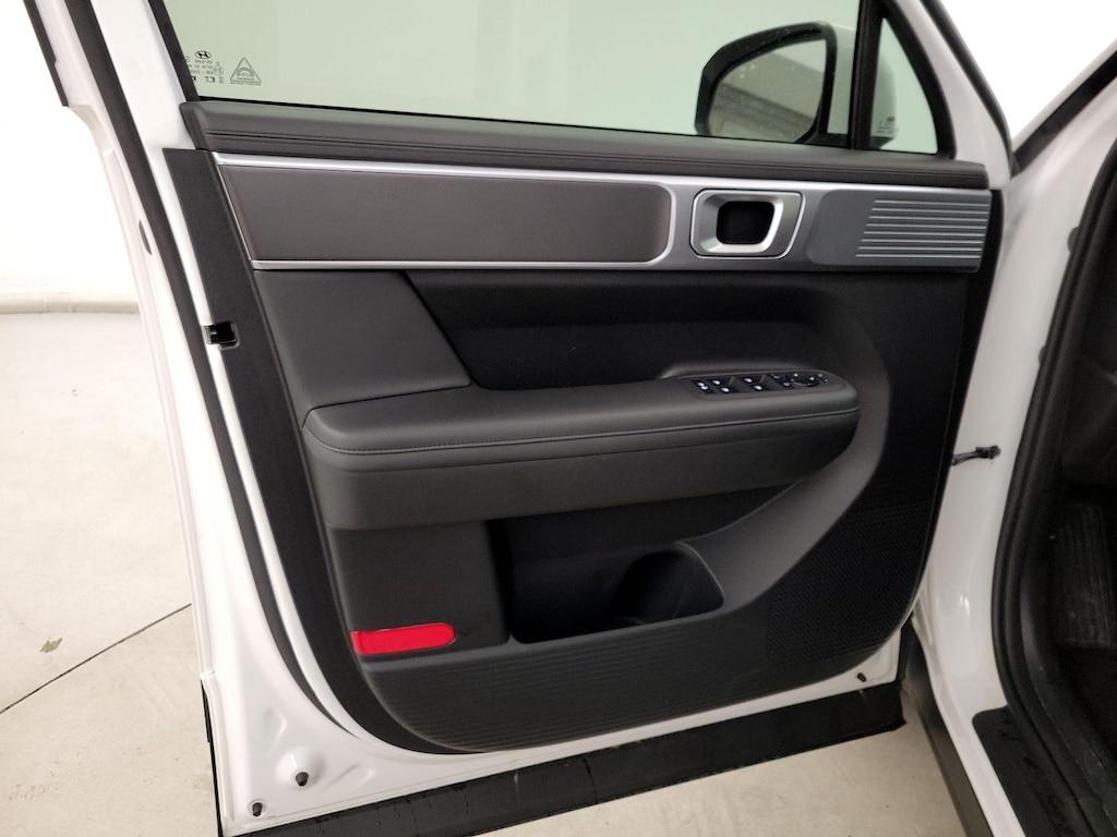 used 2024 Hyundai Santa Fe car, priced at $33,998