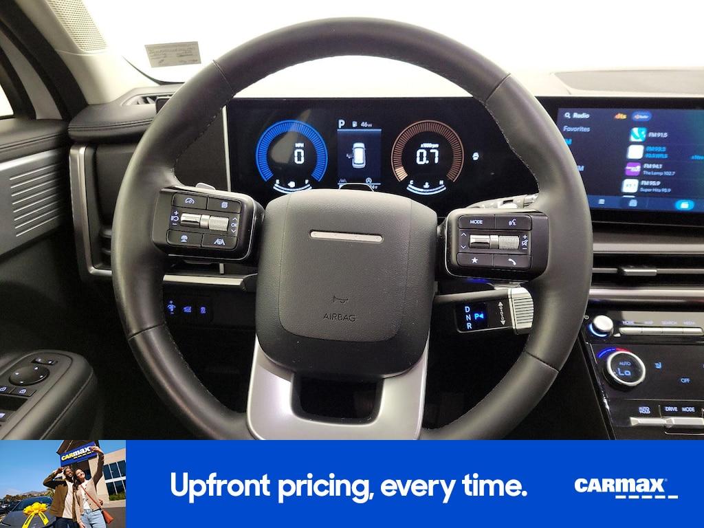 used 2024 Hyundai Santa Fe car, priced at $33,998